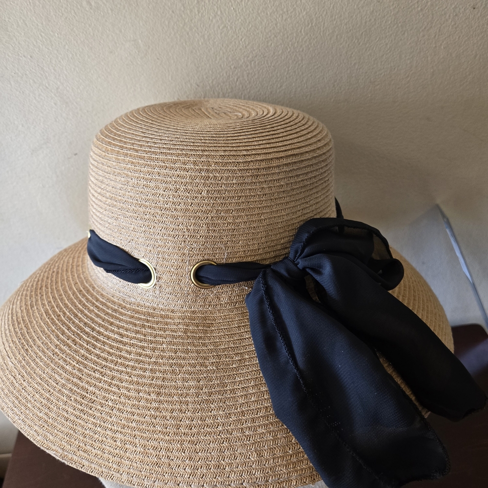 Elegant Tan Sun Hat with Black Ribbon 100 % Paper - Picture 2 of 8
